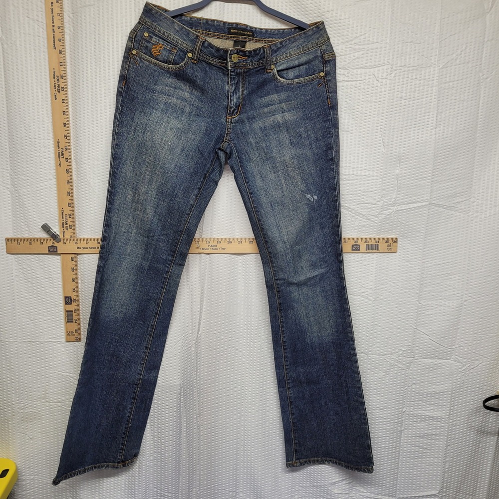 Rocawear Y2K Women 9 Blue Denim Flare Leg Jeans Embroidered Pockets Low Rise